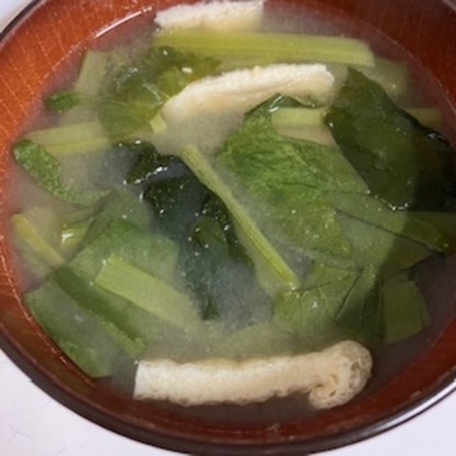 夕飯に美味しく頂きました。
小松菜は下茹でしなくて良いから、サッと作れて良いですね。